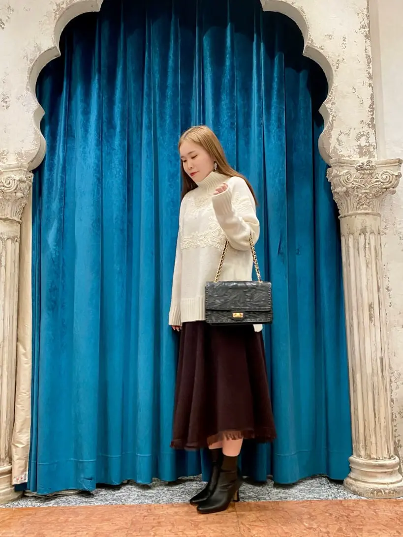 GRACE CONTINENTAL The Banquet 中根　里帆 コーディネート画像