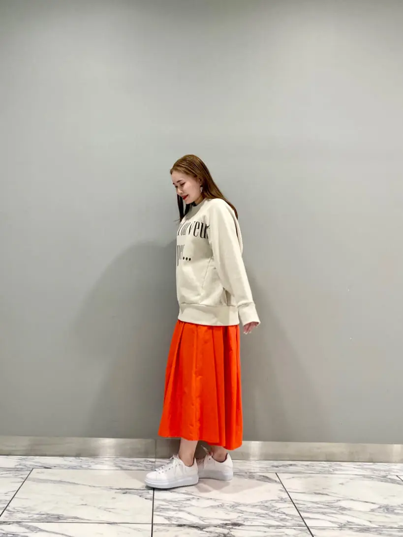 GRACE CONTINENTAL The Banquet 中根　里帆 コーディネート画像