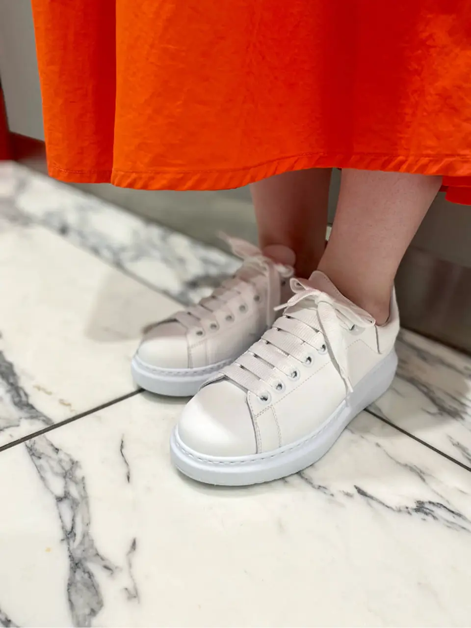 GRACE CONTINENTAL The Banquet 中根　里帆 コーディネート画像