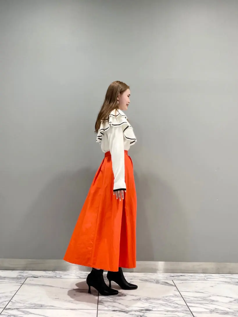 GRACE CONTINENTAL The Banquet 中根　里帆 コーディネート画像