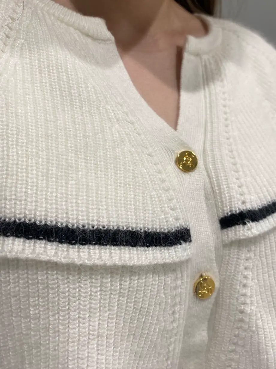 GRACE CONTINENTAL The Banquet 中根　里帆 コーディネート画像