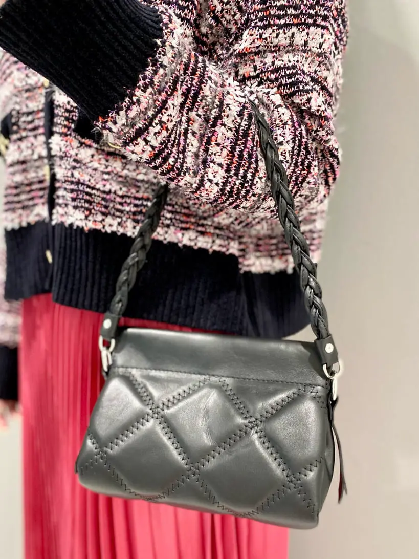 GRACE CONTINENTAL The Banquet 中根　里帆 コーディネート画像