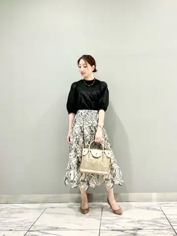 GRACE CONTINENTAL The Banquet eri コーディネート画像