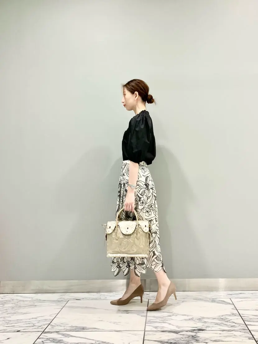 GRACE CONTINENTAL The Banquet eri コーディネート画像