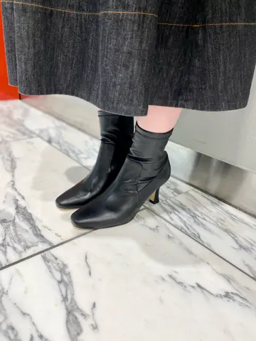 GRACE CONTINENTAL The Banquet 中根　里帆 コーディネート画像