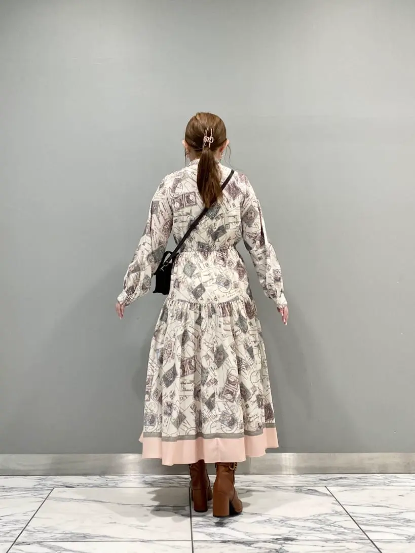 GRACE CONTINENTAL The Banquet 中根　里帆 コーディネート画像