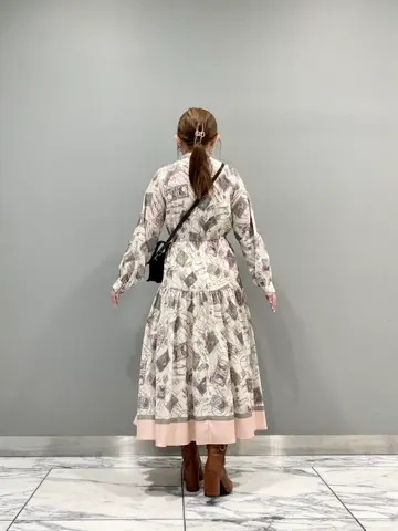 GRACE CONTINENTAL The Banquet 中根　里帆 コーディネート画像