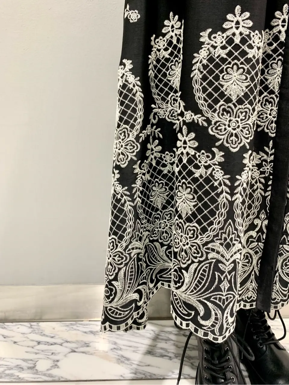 GRACE CONTINENTAL The Banquet eri コーディネート画像