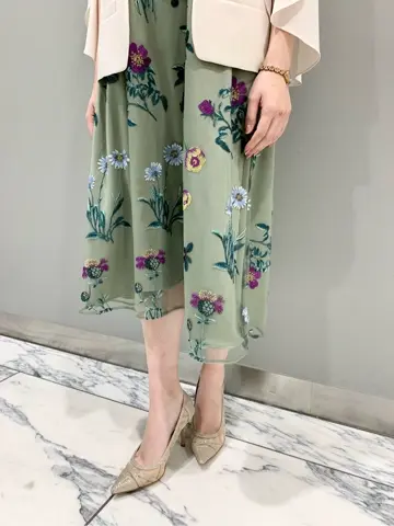 GRACE CONTINENTAL The Banquet eri コーディネート画像