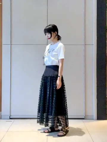 GRACE CONTINENTAL The Banquet 尾田亜沙美 コーディネート画像