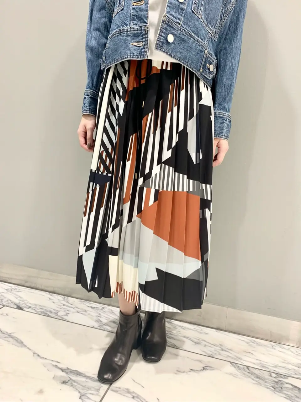 GRACE CONTINENTAL The Banquet eri コーディネート画像