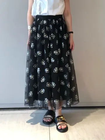 GRACE CONTINENTAL The Banquet 尾田亜沙美 コーディネート画像