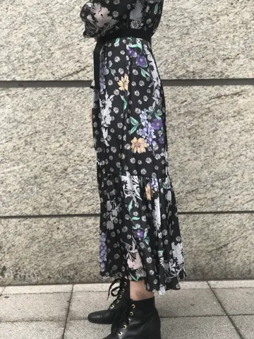 GRACE CONTINENTAL The Banquet 尾田亜沙美 コーディネート画像