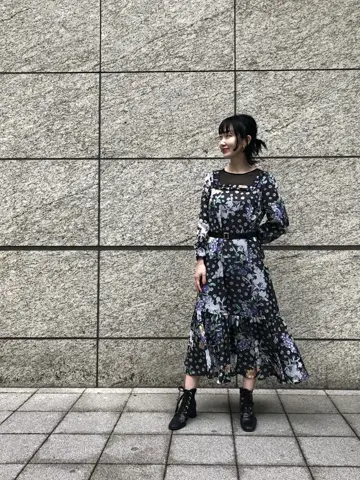 GRACE CONTINENTAL The Banquet 尾田亜沙美 コーディネート画像