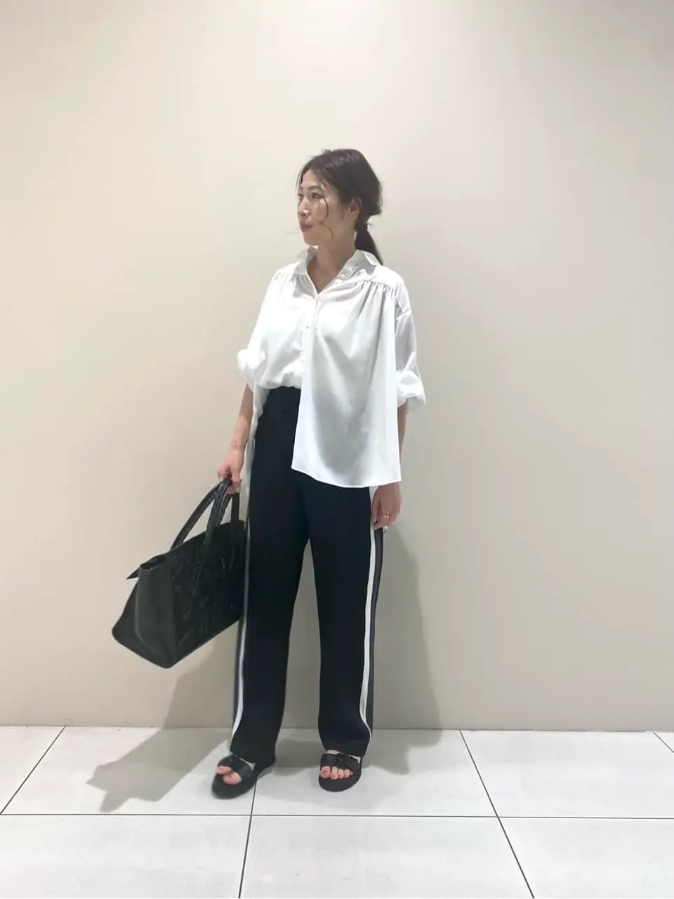 GRACE CONTINENTAL The Banquet 泉　智子 コーディネート画像