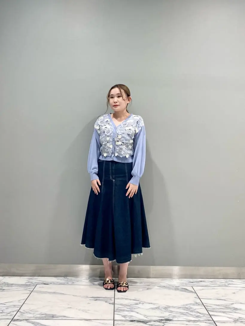  中根　里帆 コーディネート画像