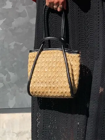 GRACE CONTINENTAL The Banquet 尾田亜沙美 コーディネート画像