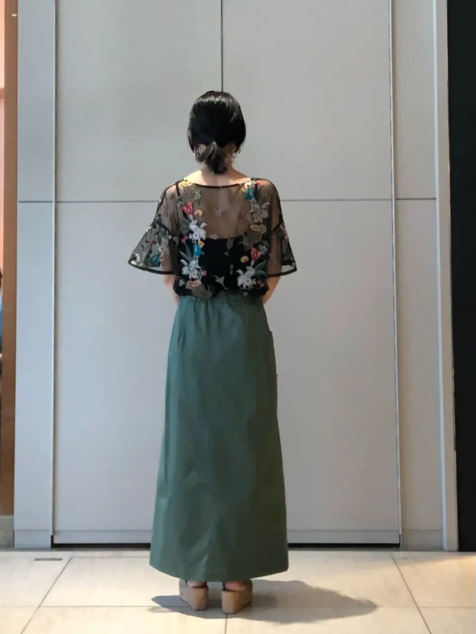 GRACE CONTINENTAL The Banquet 尾田亜沙美 コーディネート画像