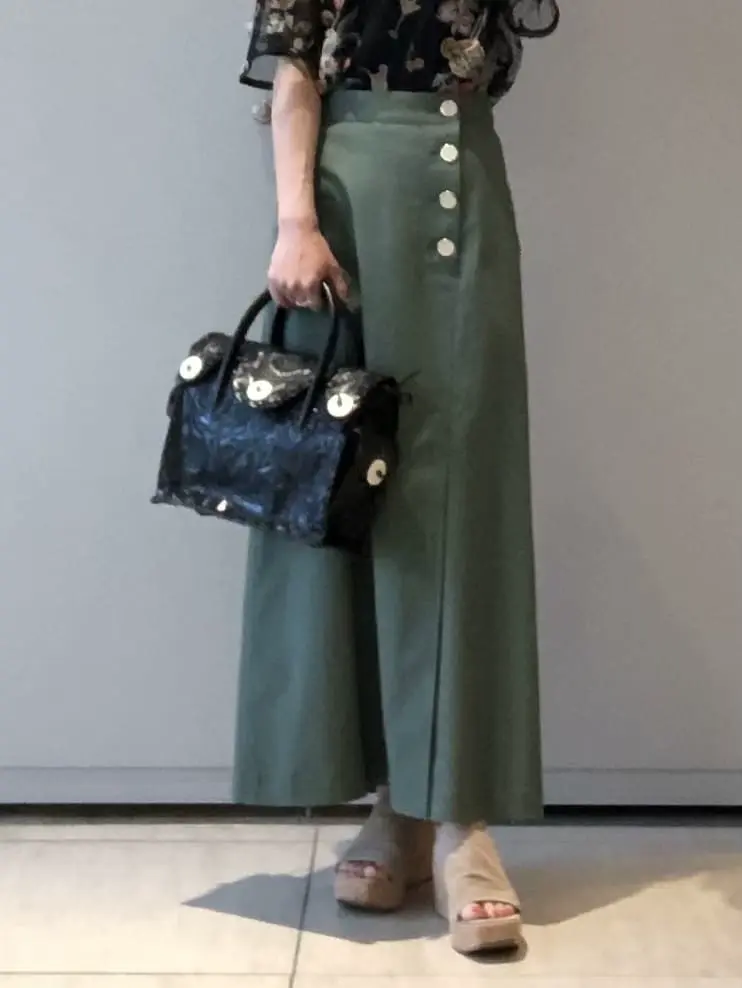 GRACE CONTINENTAL The Banquet 尾田亜沙美 コーディネート画像