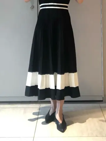 GRACE CONTINENTAL The Banquet 尾田亜沙美 コーディネート画像