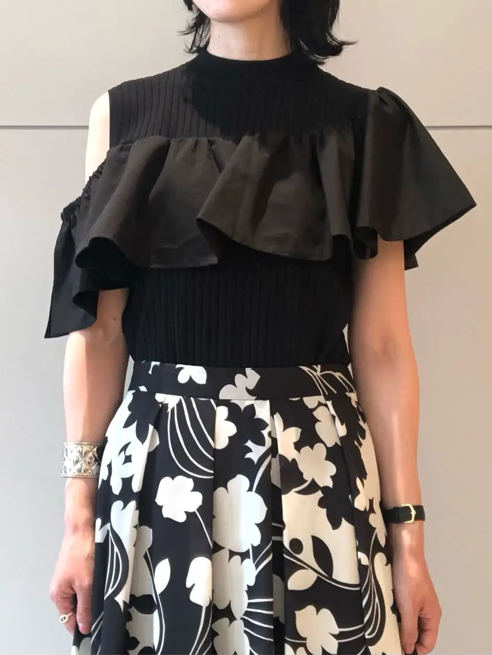 GRACE CONTINENTAL The Banquet 尾田亜沙美 コーディネート画像