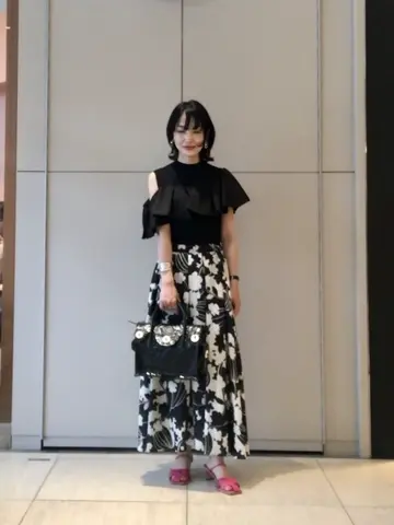 GRACE CONTINENTAL The Banquet 尾田亜沙美 コーディネート画像