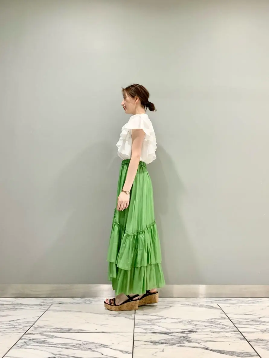 GRACE CONTINENTAL The Banquet eri コーディネート画像