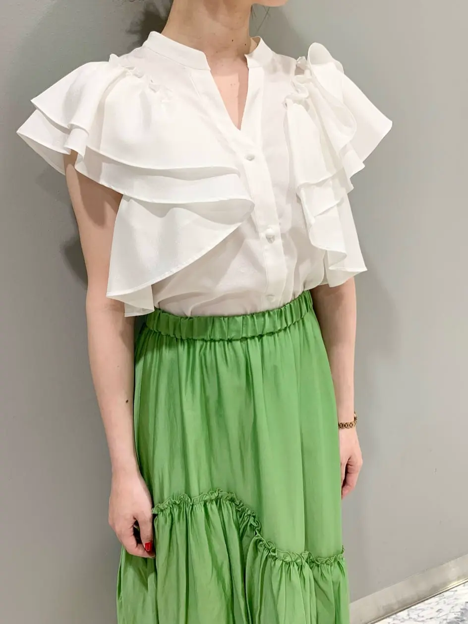 GRACE CONTINENTAL The Banquet eri コーディネート画像