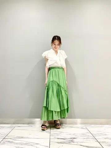 GRACE CONTINENTAL The Banquet eri コーディネート画像