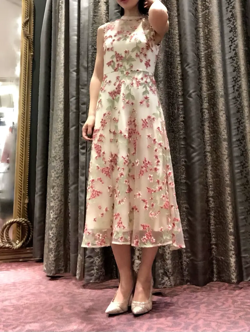 GRACE CONTINENTAL The Banquet 尾田亜沙美 コーディネート画像