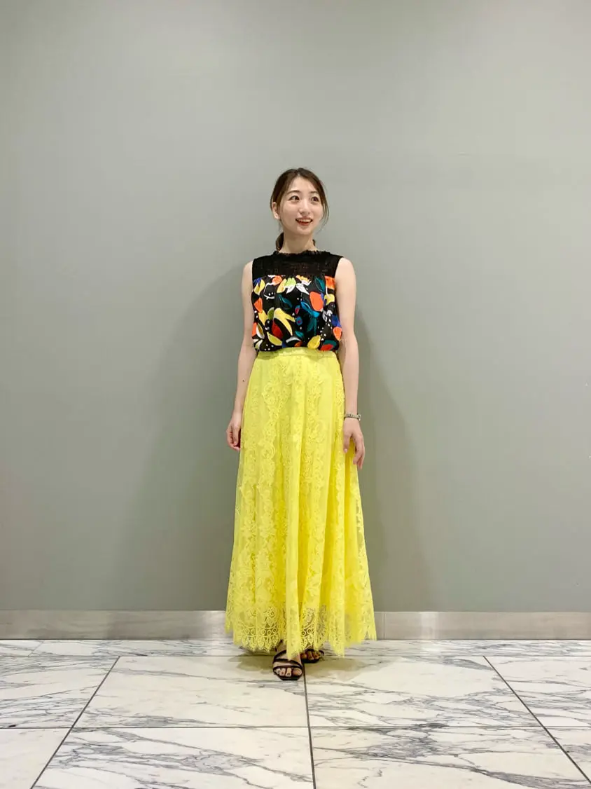 GRACE CONTINENTAL The Banquet eri コーディネート画像