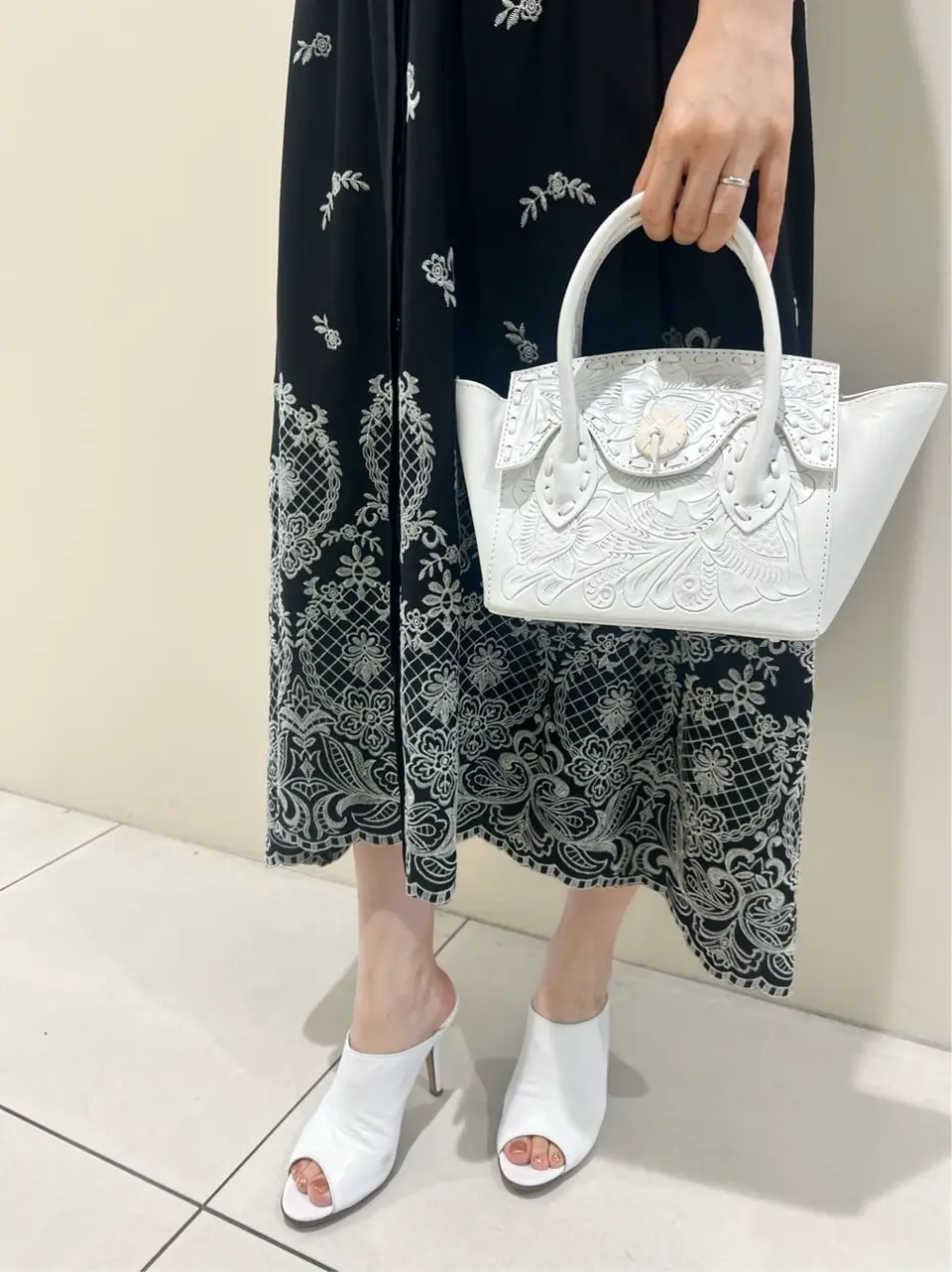 GRACE CONTINENTAL The Banquet Aya. コーディネート画像