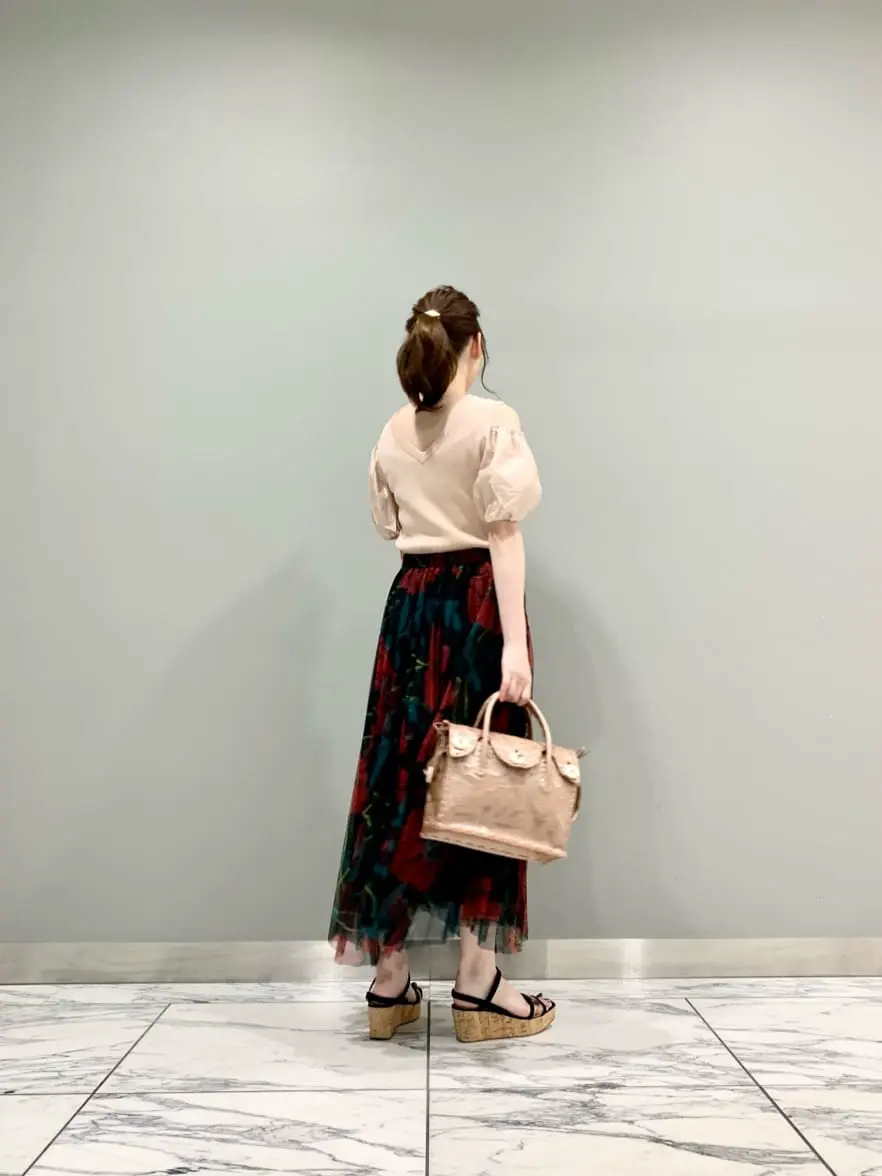 GRACE CONTINENTAL The Banquet eri コーディネート画像