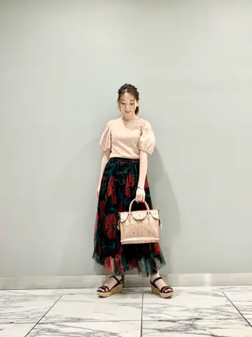 GRACE CONTINENTAL The Banquet eri コーディネート画像