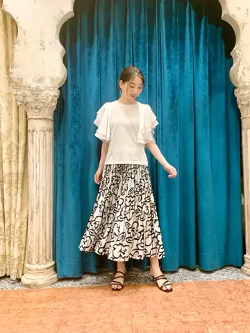 GRACE CONTINENTAL The Banquet eri コーディネート画像