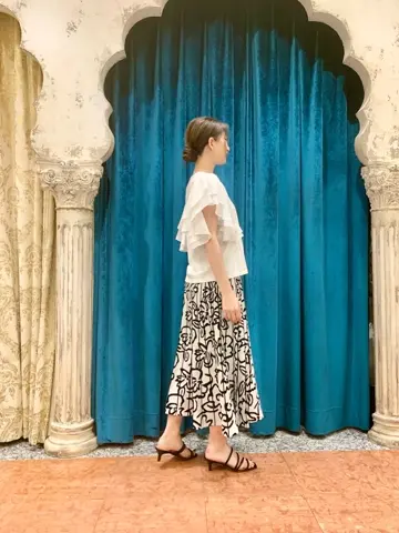 GRACE CONTINENTAL The Banquet eri コーディネート画像