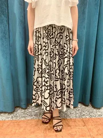 GRACE CONTINENTAL The Banquet eri コーディネート画像