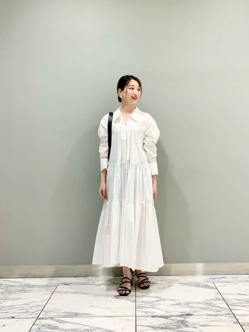 GRACE CONTINENTAL The Banquet eri コーディネート画像