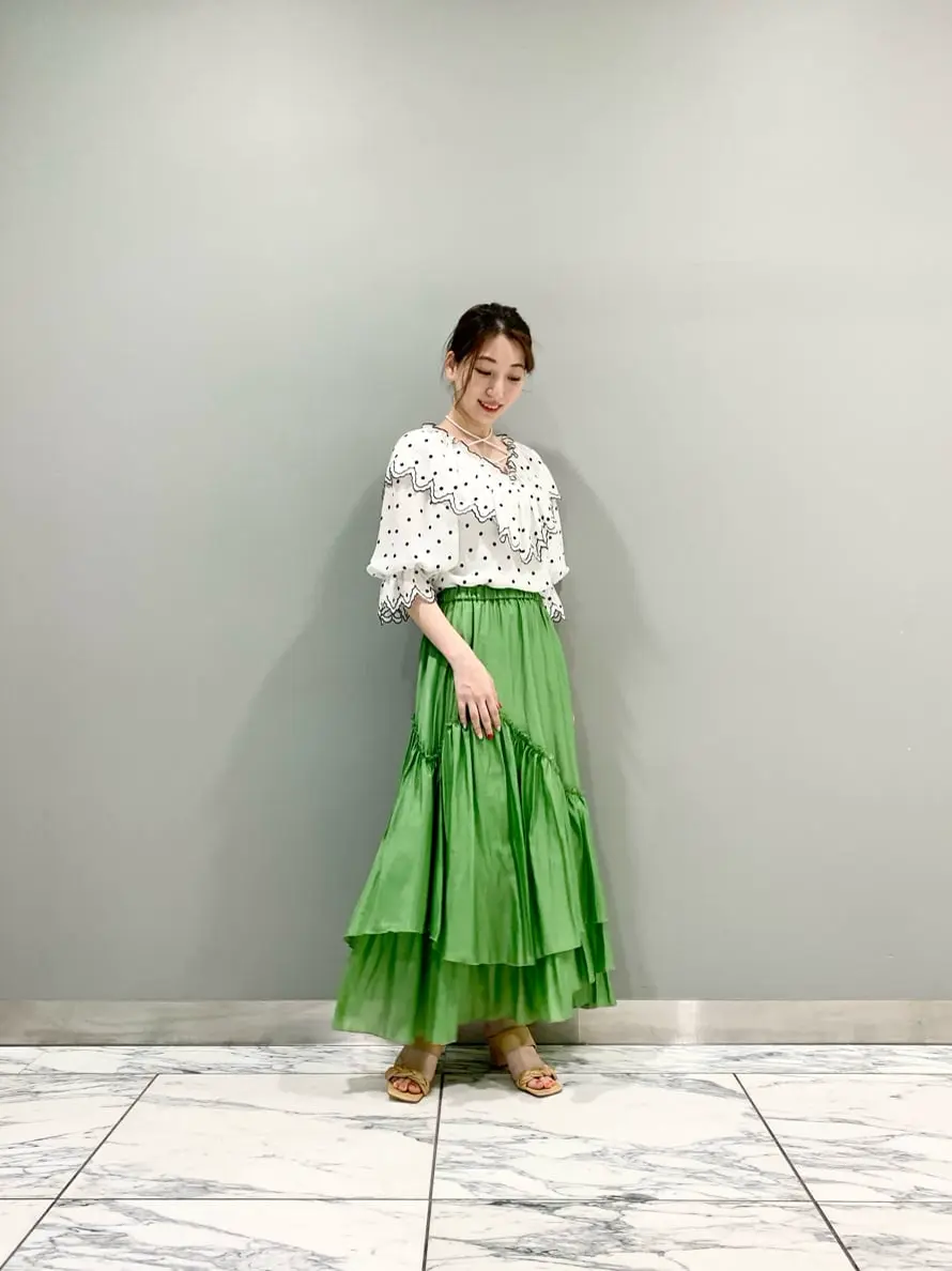 GRACE CONTINENTAL The Banquet eri コーディネート画像