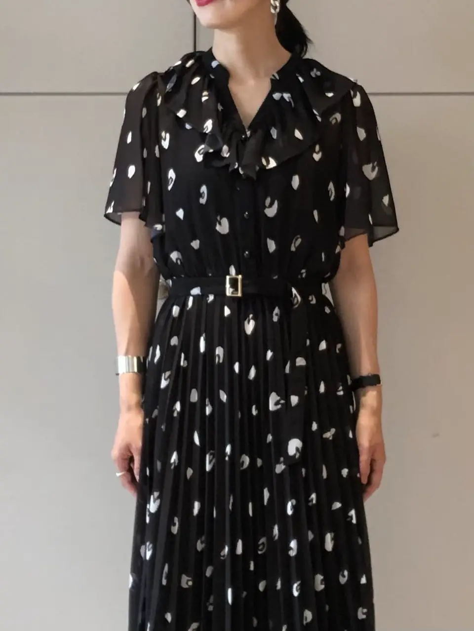 GRACE CONTINENTAL The Banquet 尾田亜沙美 コーディネート画像