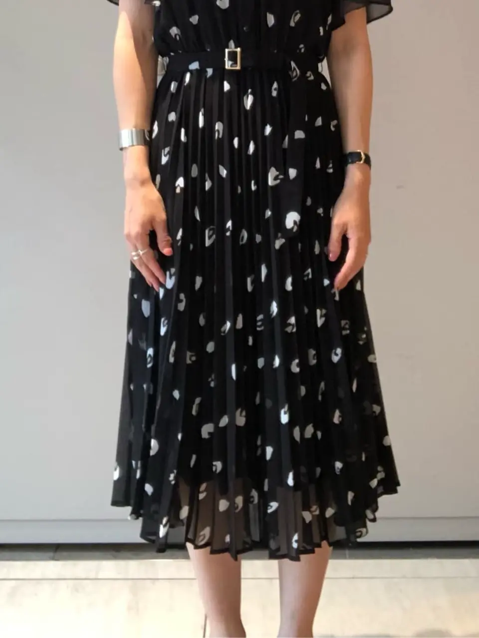 GRACE CONTINENTAL The Banquet 尾田亜沙美 コーディネート画像