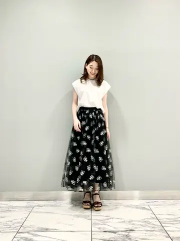 GRACE CONTINENTAL The Banquet eri コーディネート画像