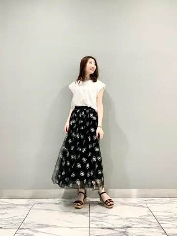 GRACE CONTINENTAL The Banquet eri コーディネート画像