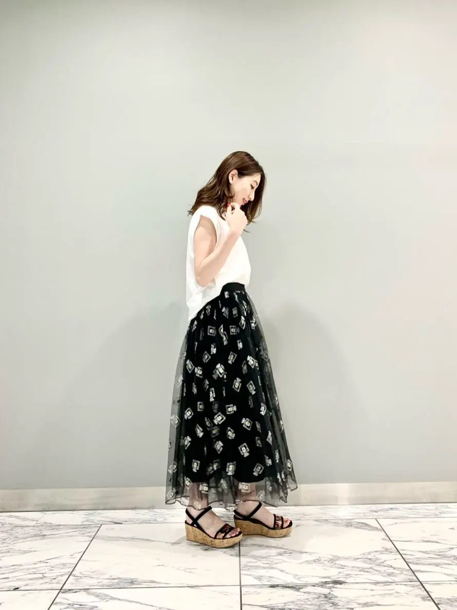 GRACE CONTINENTAL The Banquet eri コーディネート画像