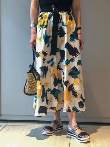 GRACE CONTINENTAL The Banquet 尾田亜沙美 コーディネート画像