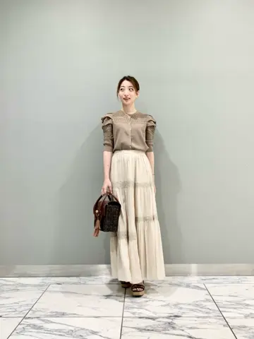 GRACE CONTINENTAL The Banquet eri コーディネート画像