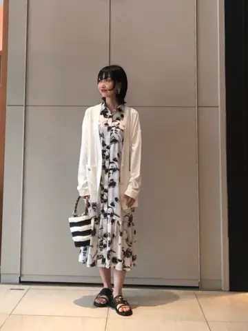 GRACE CONTINENTAL The Banquet 尾田亜沙美 コーディネート画像