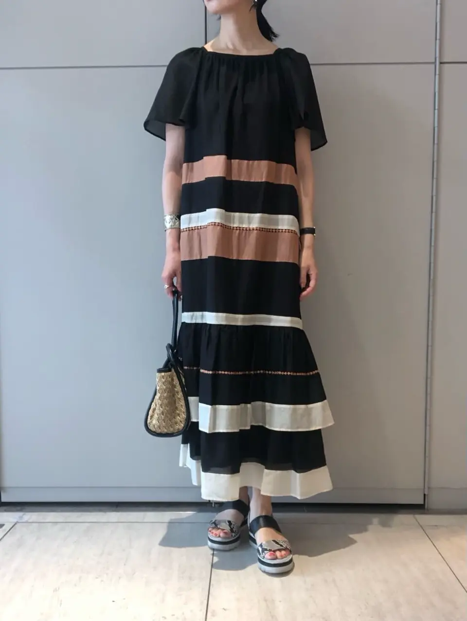 GRACE CONTINENTAL The Banquet 尾田亜沙美 コーディネート画像