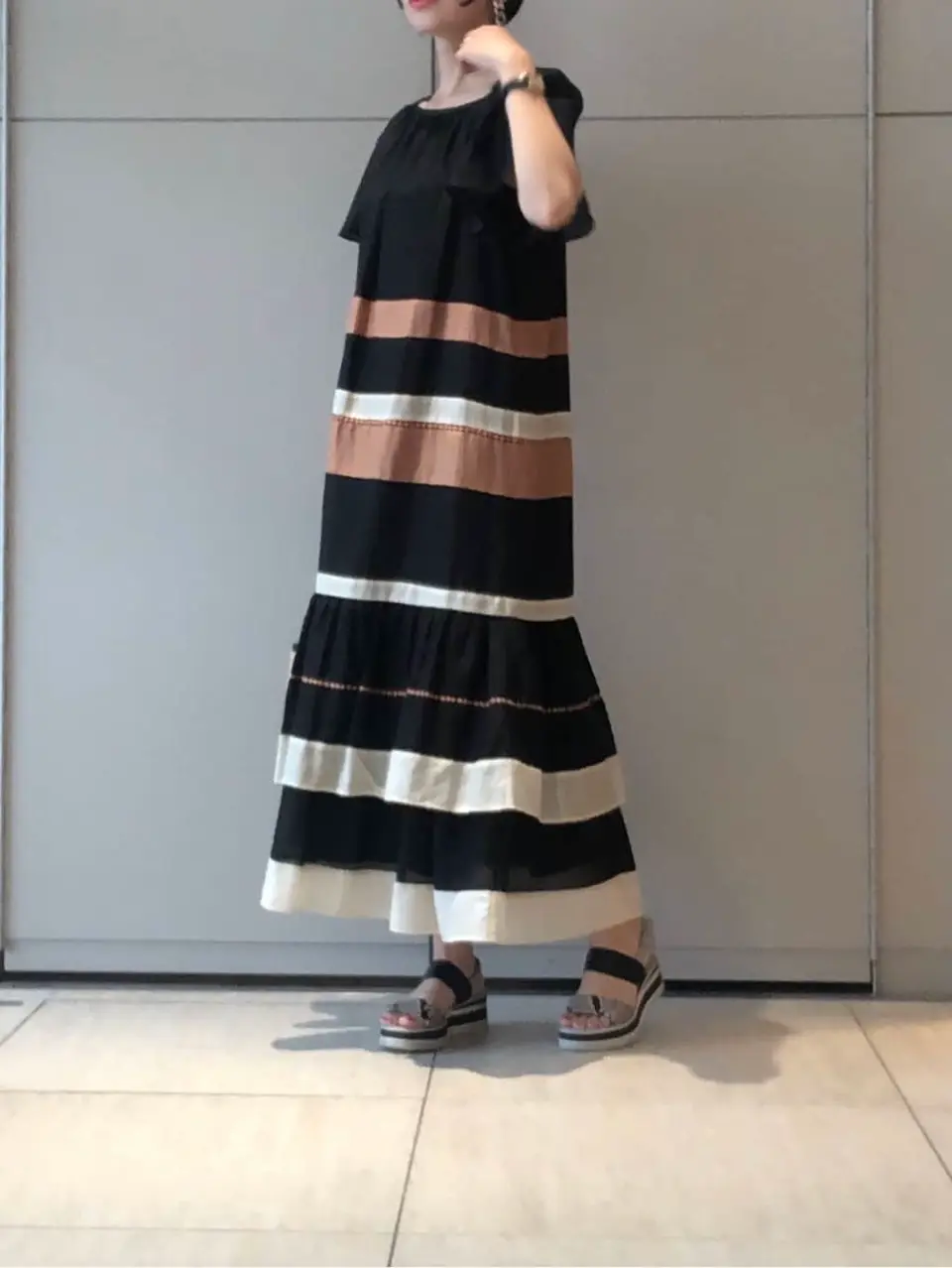 GRACE CONTINENTAL The Banquet 尾田亜沙美 コーディネート画像