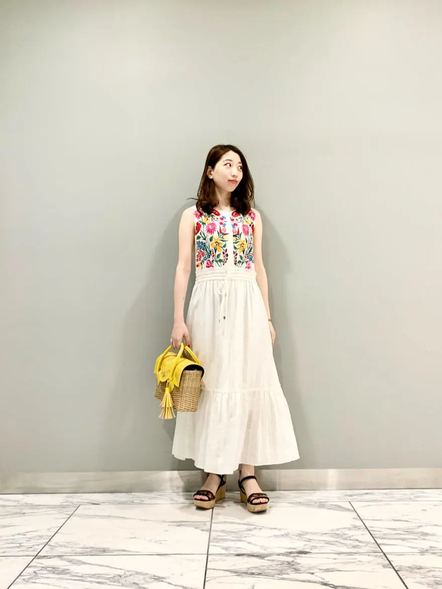 GRACE CONTINENTAL The Banquet eri コーディネート画像